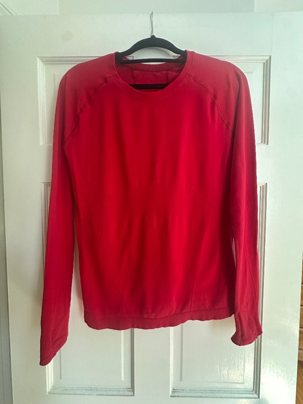 Athleta Momentum Seamless Long Sleeve Top in Clover Berry